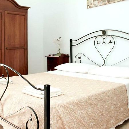 B&B Arcobaleno มาริตติมา ภายนอก รูปภาพ